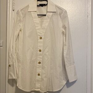 Pre-Owned Classic White Button-Up Shirt